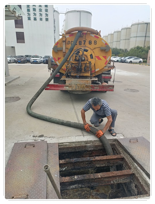 勐腊隔油池清掏