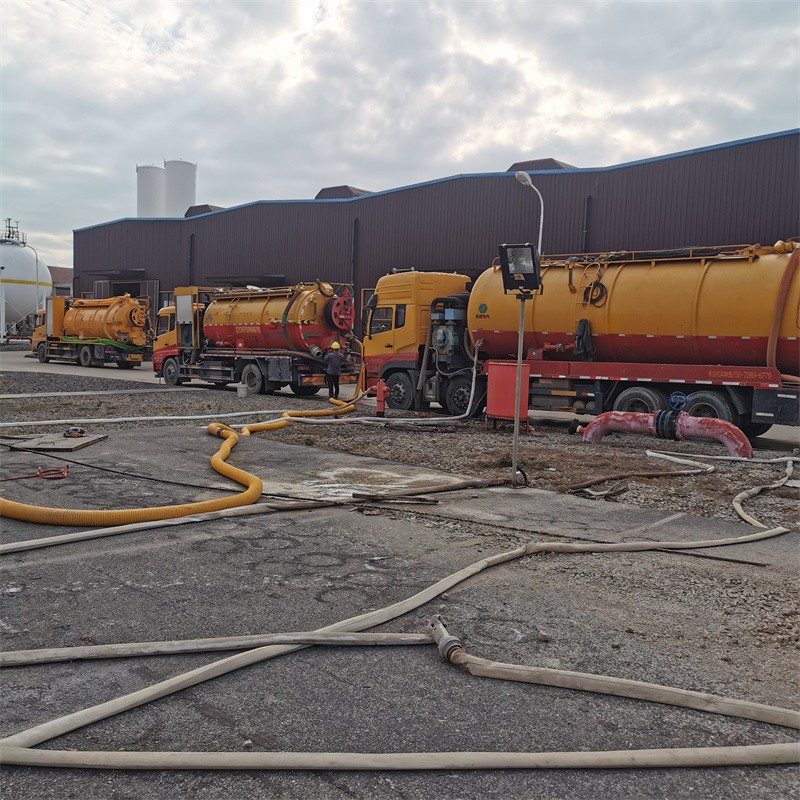 勐腊污水池清理